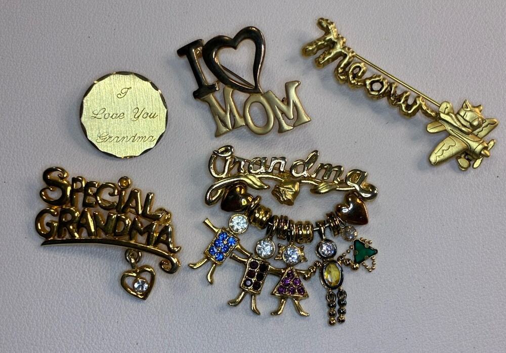 5 Modern-Vintage Gold/Silver Tone Grandma - MOM Brooches 1 signed AJC